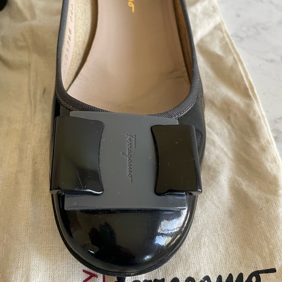 Salvatore Ferragamo Block Heel - Picture 2 of 11